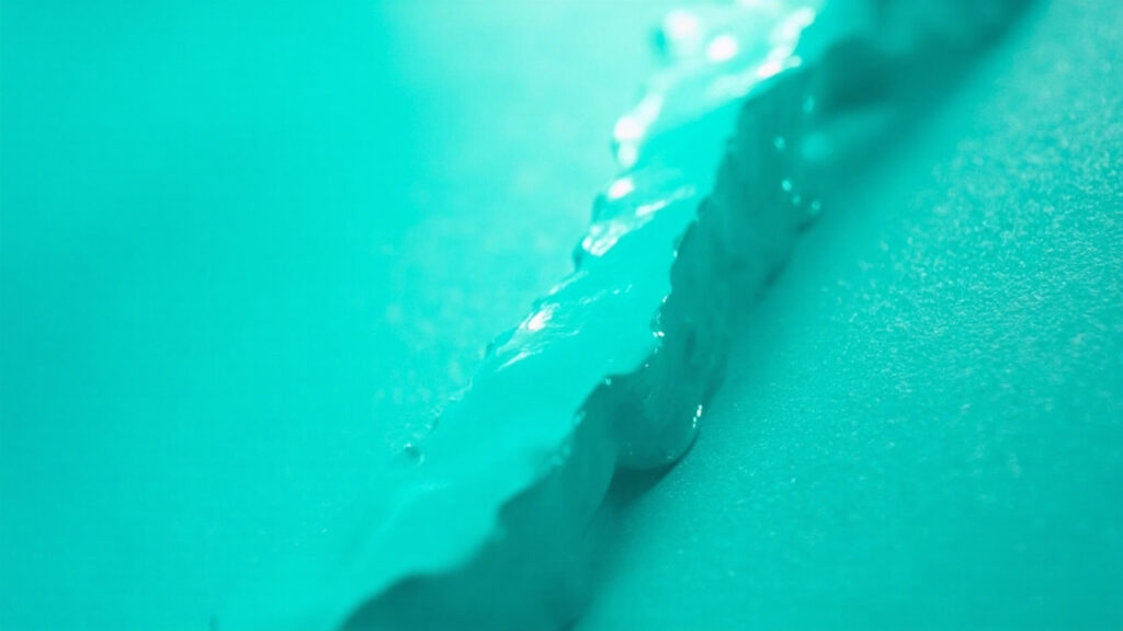 Le transformative teal, la couleur mode qui révolutionne 2026