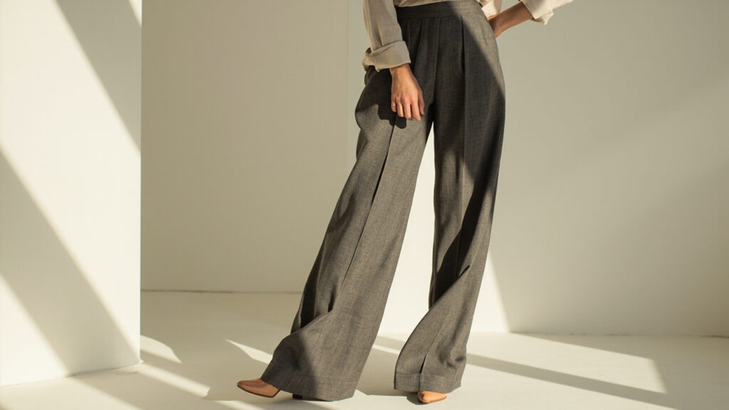 Quel pantalon porter à 50 ans : guide et conseils